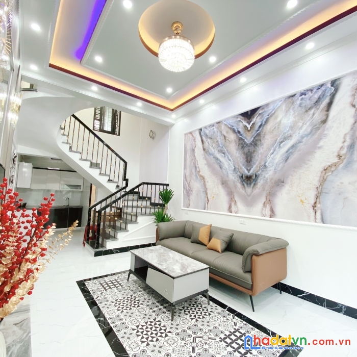 8.bán nhà lô góc sau nhà mặt ngõ 229 miếu 2 xã oto tránh nhau 2.5 tầng đẹp.
