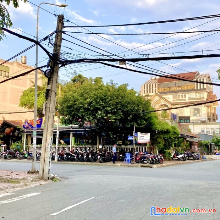 Cho thuê nhà mt đs 24 bình phú q6