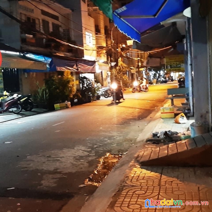 Bán nhà mặt tiền đường đỗ đức dục,2 tầng, nhựa 8m, 18m2 chỉ 3.3 tỷ