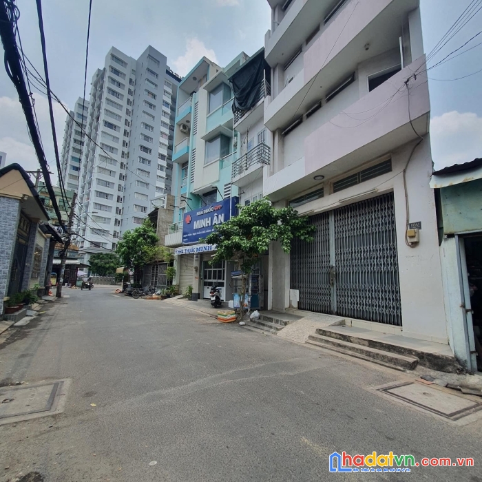 Bán nhà lô góc 2 mt hẻm lý thánh tông - luỹ bán bích, 10x21m, nhà cấp 4 tiện xây, 18.6 tỷ  (tl)