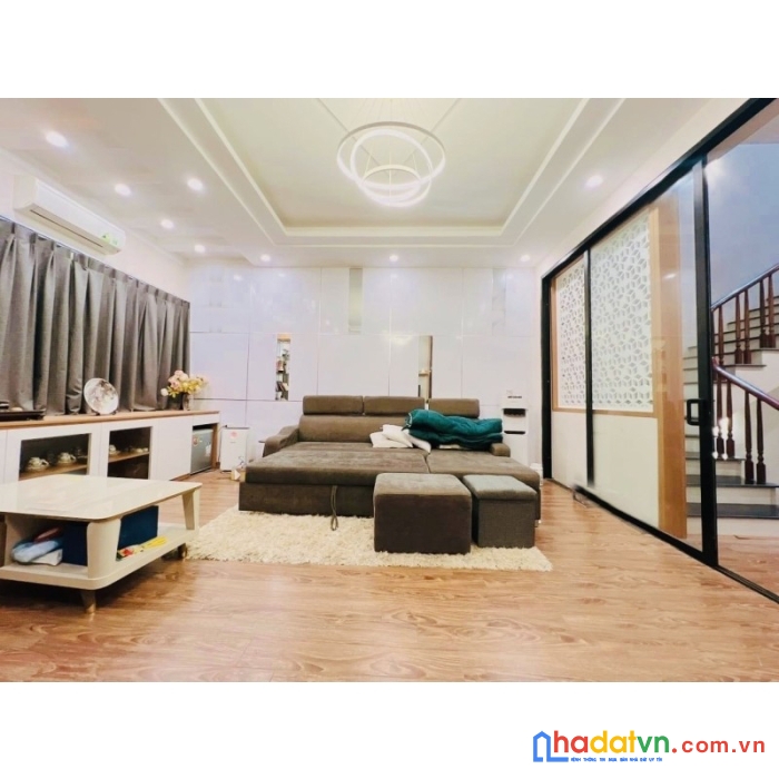 Biệt thự lê thánh tông, võ cường, dt 300m x 5 tầng, 80 triệu
