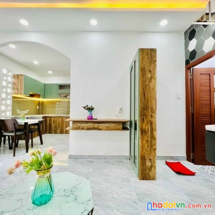 Bán nhà phạm văn chiêu gò vấp 40m2 2 tầng đúc mới ở ngay giá 3 tỷ 7