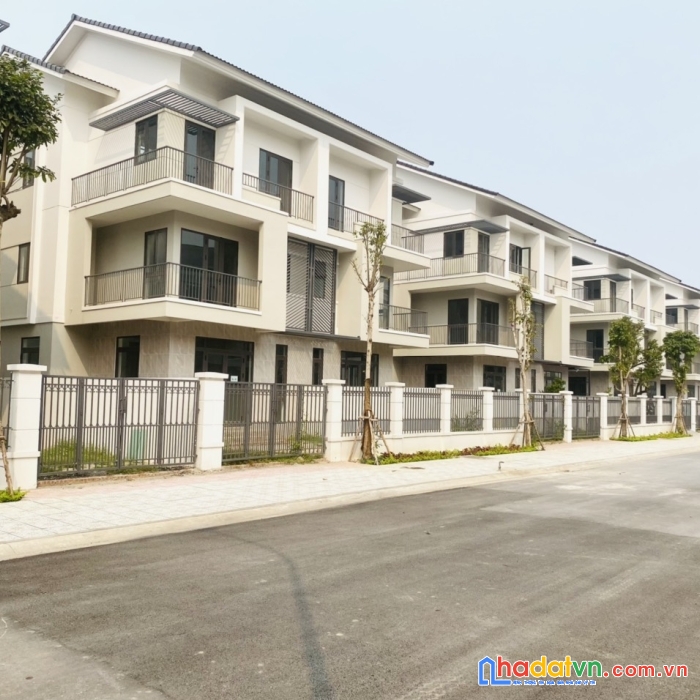 Bán biệt thự song lập gần công viên trung tâm centa riverside