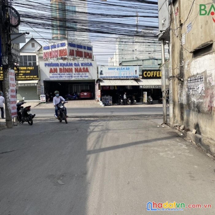 Bán nhà mt kinh doanh, ngang 7m, đang cho thuê 15tr/tháng, giá chỉ 3ty7