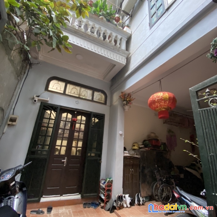 Nhà pháo đài láng tt đống đa 99m 4 tầng mặt tiền 7.3m chỉ 12 tỷ