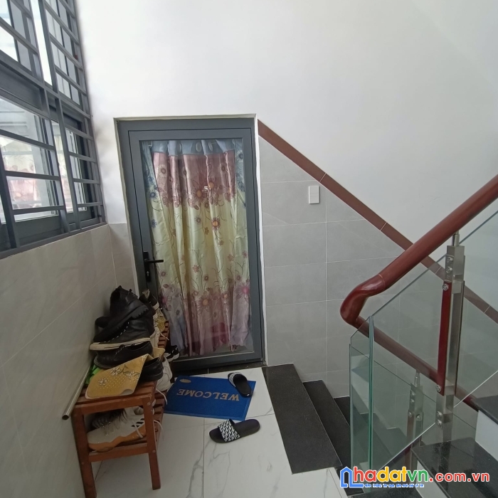 Nhà 4 tầng, 8pn, gần landmark 81, kinh doanh cho thuê, chỉ 7 tỷ 400