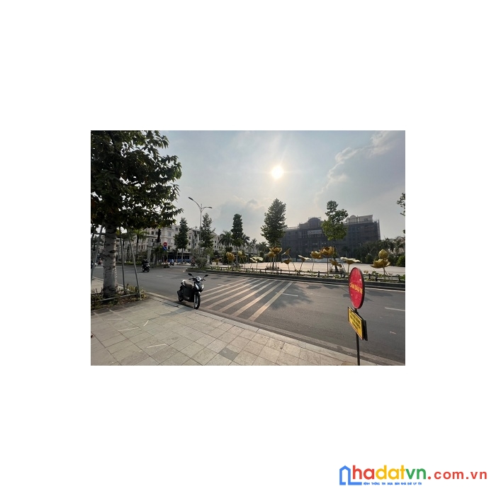 Chính chủ cần cho thuê biệt thụe liề kề số 47, đường số 3 kdc cityland park hills