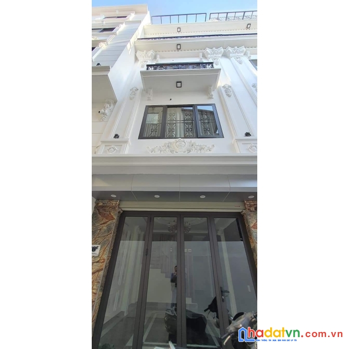 Bán nhà phố đàm quang trung long biên 10.5 tỷ 66m2 6 tầng mt 4,6m