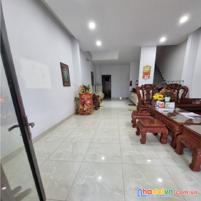 Nhà mặt tiền cẩm lệ kề lê đại hành đường 7.5m, 105m2, 3 tầng đẹp chỉ nhỉnh 4 tỷ