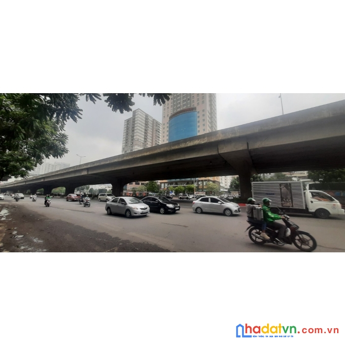Hoa hậu mp khuất duy tiến 82m mt7.2m 9 tầng thang máy vỉa hè đá bóng văn phòng hạng a