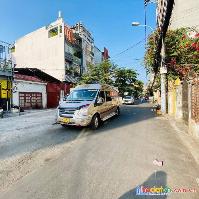 Bán nhà biệt thự nguyễn văn khối ngay phạm văn chiêu, 8x21m, 5 tầng - 8pn, giá 18.5 tỷ