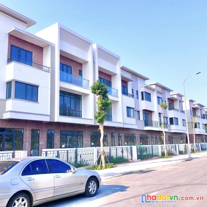 Shophouse mẫu đặc biệt nằm trên trục chính đường 64m đối diện công viên