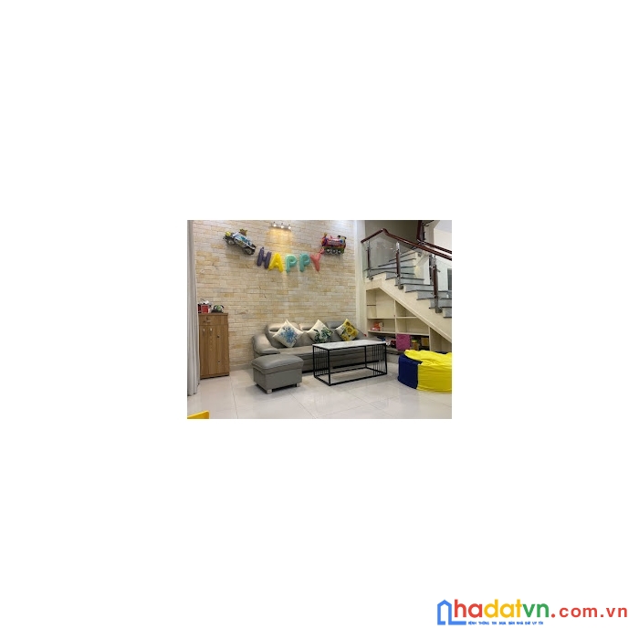 Nhà âu cơ , vòng xoay lê đại hành, dt 48m2 chỉ 4,7 tỷ thương lượng