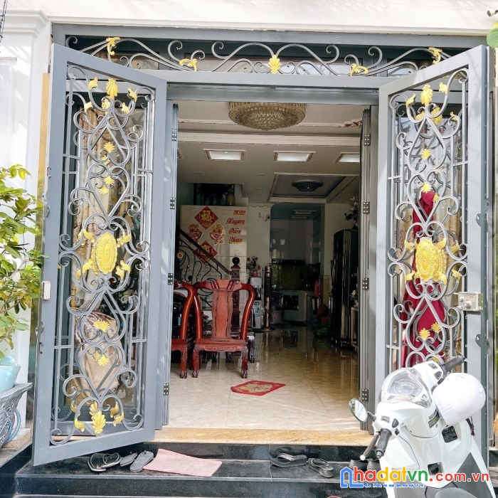 Nhà mới 4 tầng (4.4x11m nh) đường nội bộ 8m bùi minh trực p6q8