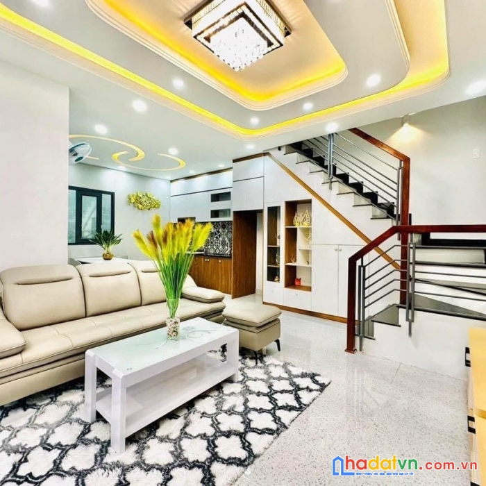Bán nhà kiều mai 36m2, 4 tầng, mt 5m, ô tô 7 chỗ đỗ cửa, thoáng trước sau, gía chỉ 4 tỷ, full nội