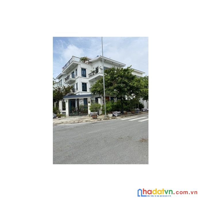 Cần bán biệt thự song lập khu đô thị sinh thái tasco foresa xuân phương nam từ liêm