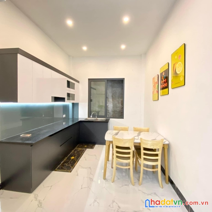 Bán nhà phố lê thanh nghị hbt 38m2 giá 3.5 tỷ ô tô 100m.