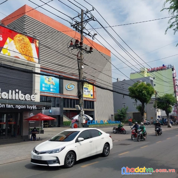 Mặt tiền kd ngang hiếm 8m nguyễn văn quá, 300m2, kd đỉnh của đỉnh, chỉ 27 tỷ.