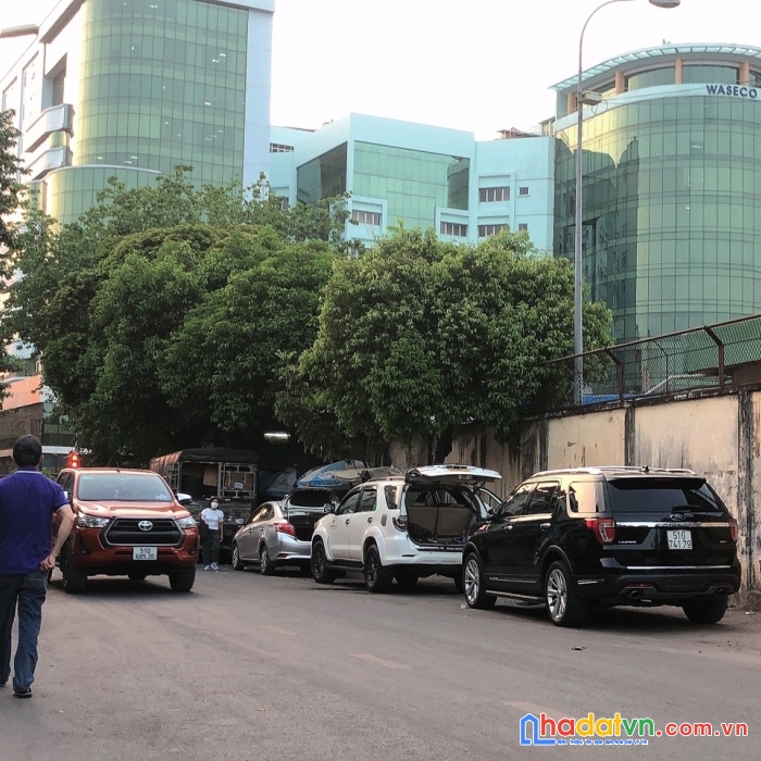 Biệt thự đẳng cấp thượng hạng ngang 10m, 3 tầng mái thái ,phổ quang p.2, 45 tỷ.