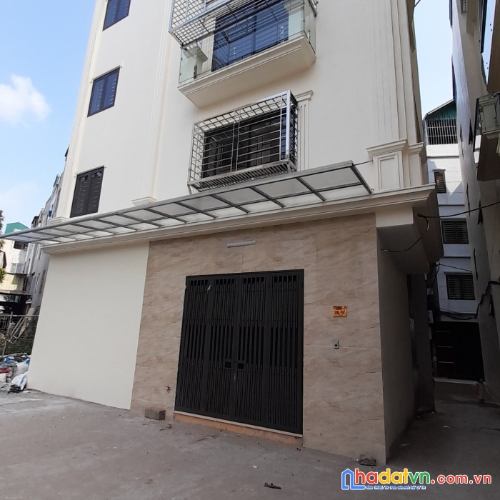 Bán nhà ngọc lâm long biên, lô góc, nhà cực đẹp, 5 tầng, gần phố, gần trường học, giá 3.65 tỷ.