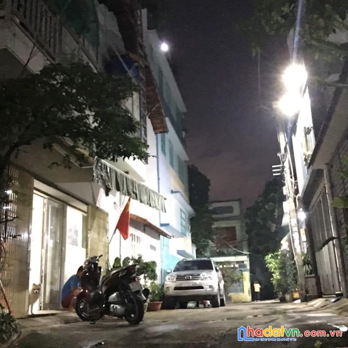 Bán nhà lô góc siêu đẹp đường dương đức hiền, 2 tầng hẻm 6m thông, 61m2 chỉ 7.7 tỷ