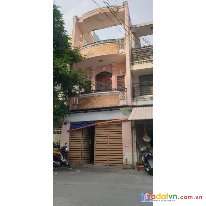 Nhà 1 trệt 2 lầu sân thượng xóm chiếu quận 4 đường trước nhà 10m
