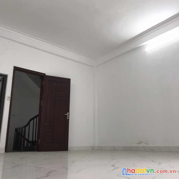 Mặt phố nguyễn hoàng nghị 62m² 6 tầng thang máy, 20 triệu
