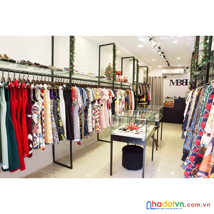 Sang nhượng mbkd, cửa hàng phố ngô xuân quảng 25m2 mtien 5m lô góc.0982852808