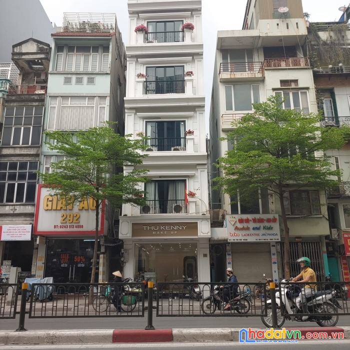 Cực hót mặt phố giải phòng, 60m2 x 6 tầng, vỉa hè , kinh doanh đẳng cấp. giá siêu re