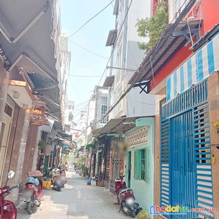 Nhà cho thuê nhà 2 tầng, mái btct hẻm thông 4m đường hưng phú p10-q8