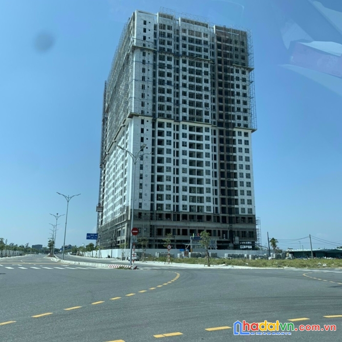 Bán lô đất mt trần đại nghĩa. quận ngũ hành sơn. gần chợ non nước. 375m2. giá 15,5 tỷ