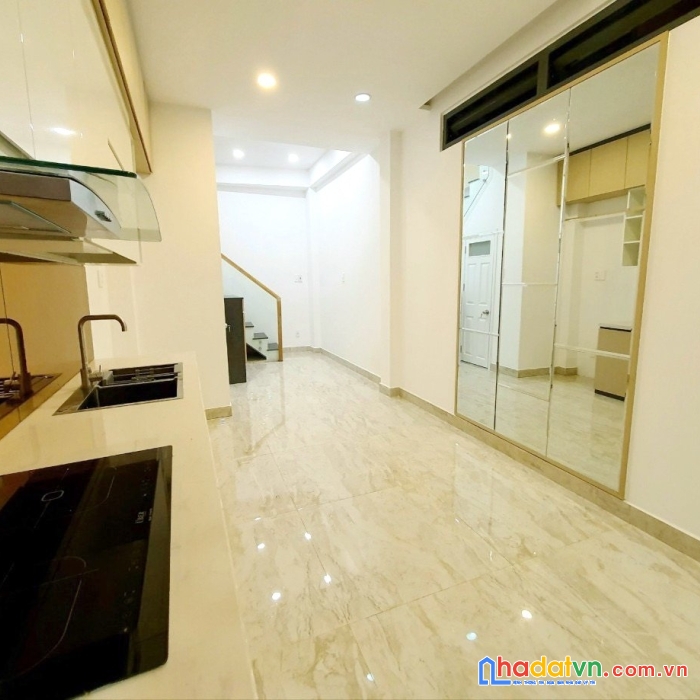 Nhà đẹp hẻm ô tô dương bá trạc 4 tầng p2 q8 giá 5.7 tỷ