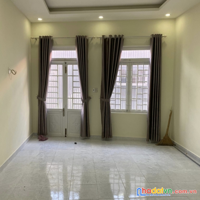 ( gấp gấp ) chỉ 1.4 tỷ - sở hữu nhà đẹp đường huyền trân công chúa, đà lạt