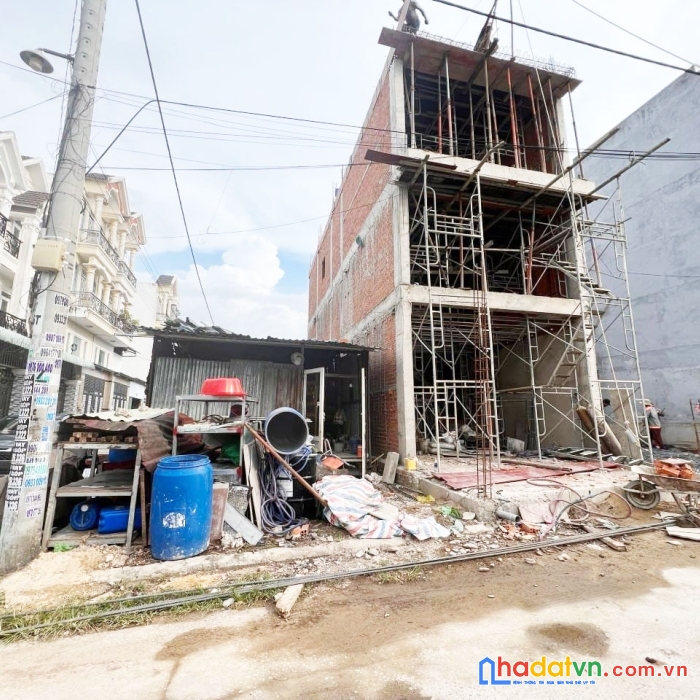 Hơn 100m2 đất - ngang 5m hiếm - lô góc 2 mặt hẻm 6m không lộ giới góc - thạnh xuân quận 12 - gần