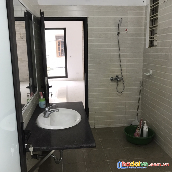 Mặt phố hoàng hoa thám 220m² kinh doanh khủng, 68 triệu
