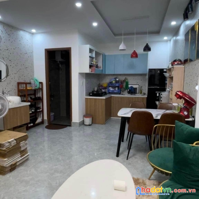 Chính chủ bán nhà_4x10m_2 tầng_nguyễn thị thập