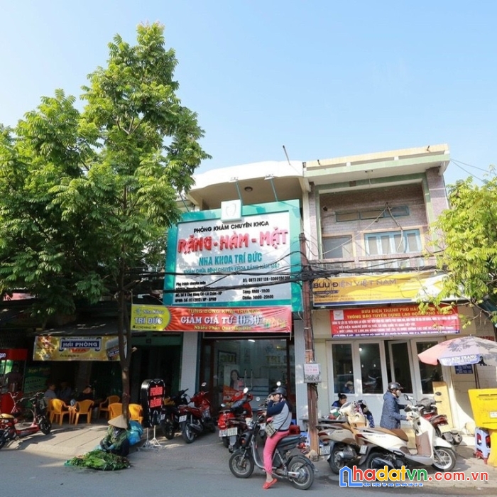 Chính chủ cần cho thuê nhà tầng 1 mặt phố chợ hàng( đúng ngã 3 bốt tròn)