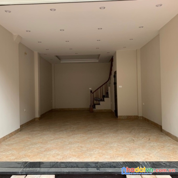 Cho thuê nhà tây sơn đống đa, ô tô vào