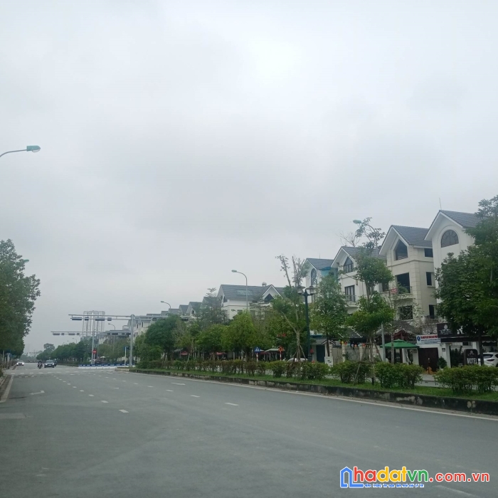 Bán siêu biệt thự khu a dương nội mặt đường 40m view công viên, 225m2, mt9m kinh doanh