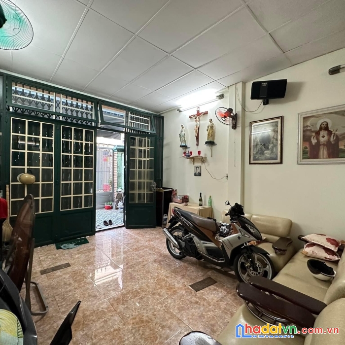 Bán nhà lô góc hxh 7m khuông việt gần hoà bình, cv đầm sen 300m, 4.3x19m, 2 tầng, 8.6 tỷ
