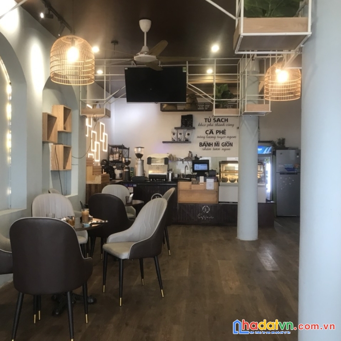 Chính chủ cần nhượng lại quán cà phê ở hồ tây, mb view đẹp