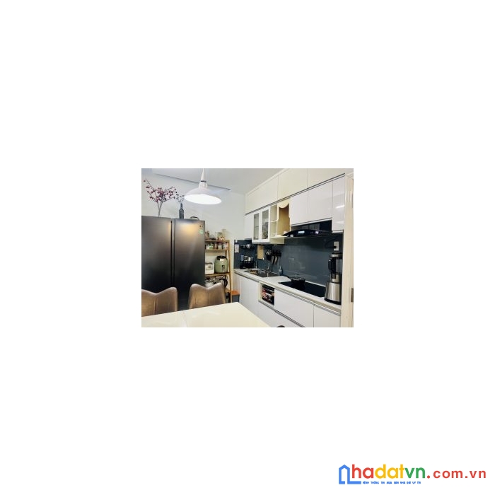 Chính chủ cần bán nhà hẻm xe tải nhỏ đường lạc long quân tb. 2pn