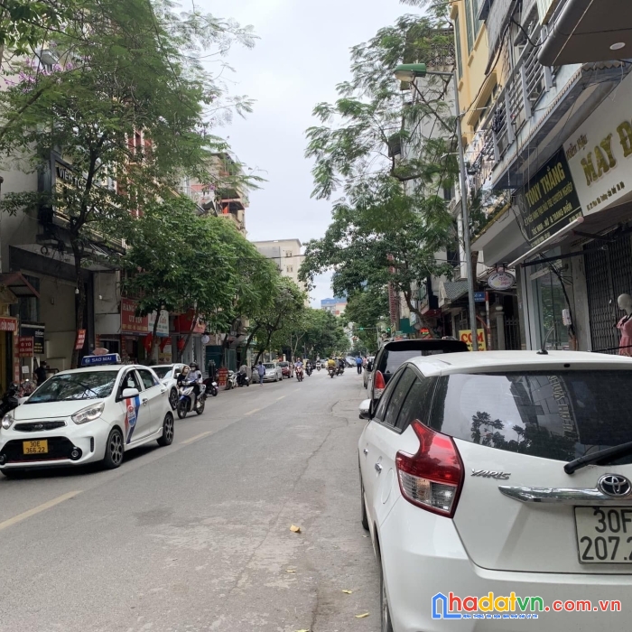 Cực hiếm 12,x tỷ bán đất phố phan văn trường, cầu giấy 65m ô tô, kinh doanh đức 0898839292
