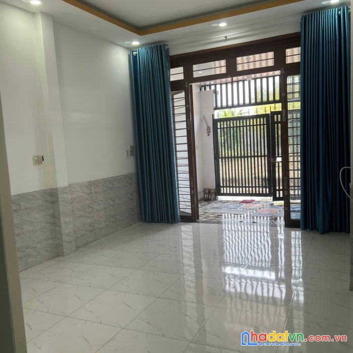 Bán nhà hóc môn 88m2 hxh nguyễn thị thử ngang 4m giá nhỉnh 3 tỷ.