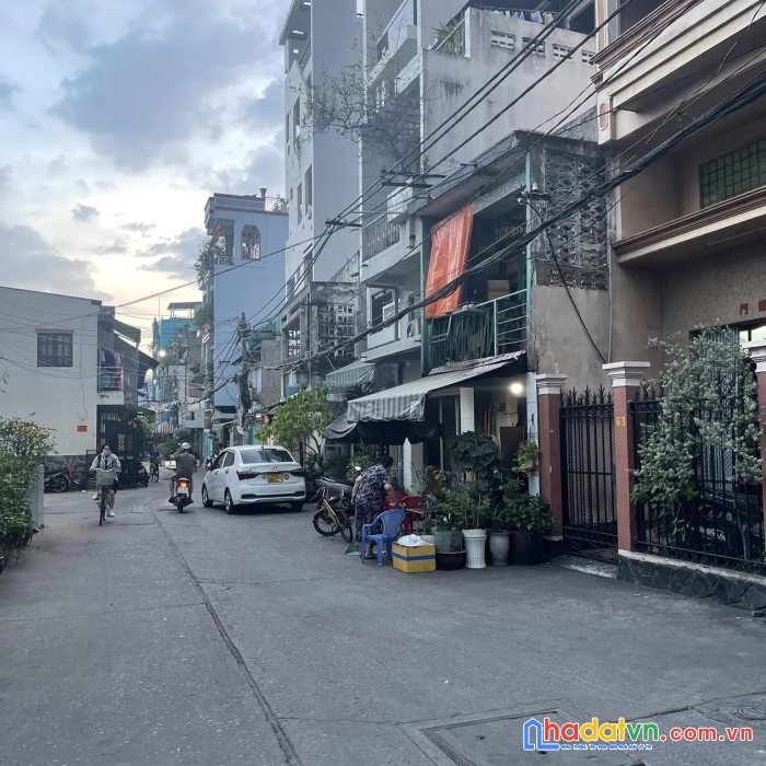 Bán nhà hxh siêu đẹp giá siêu rẻ đường phú thọ - p.1- q.11 - 30m2 - nhỉnh 3 tỷ.