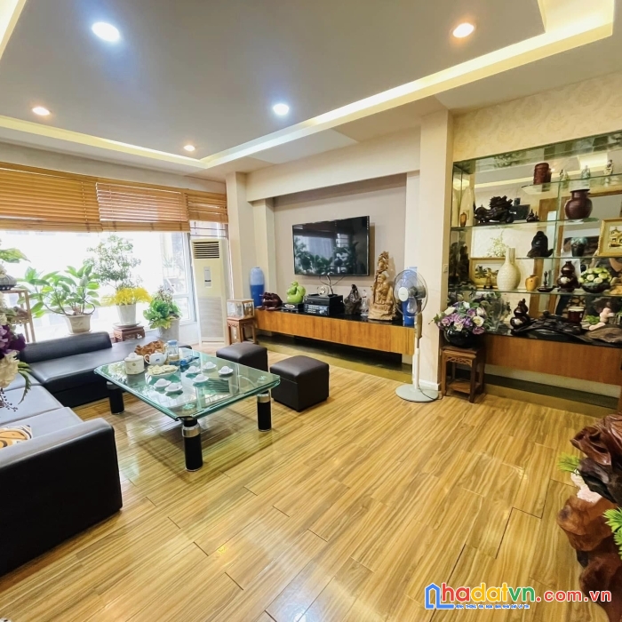 Bán nhà phố yên lãng , đống đa - mặt đường  ô tô tránh -  nội thất xịn - mặt tiền khủng - kinh