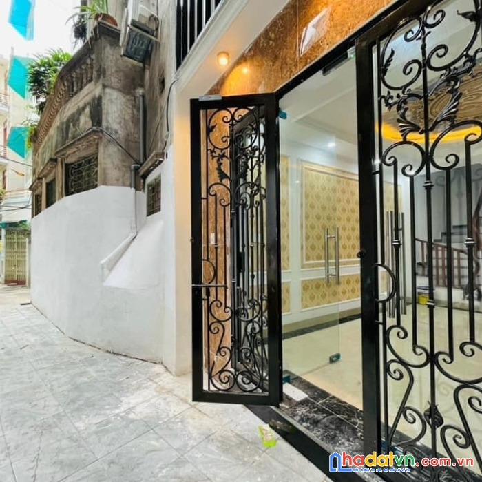 Bán nhà chính kinh thanh xuân 38m 4 tầng 4 ngủ đủ công nhà đẹp ở ngay chỉ 4 tỷ lh0975124520