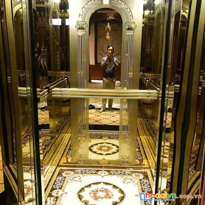 Mặt phố, bạch mai, hai bà trưng, 156m2 9t mt7m chưa tới 40ty kinh doanh, doanh thu vài 1000s