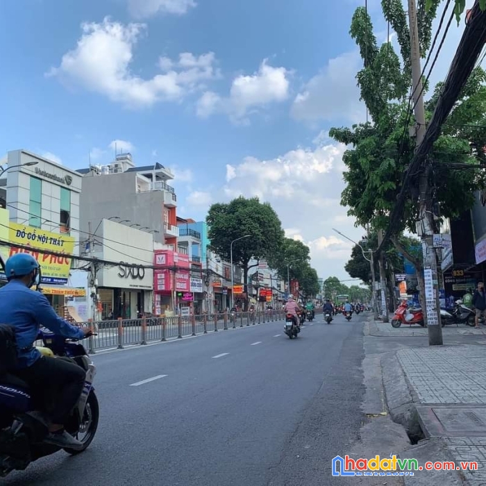 Gấp bán nhà 2 mặt tiền - hxh - sát canh tân phú và quận 6 - 2 tầng 4 phòng ngủ - giá nhỉnh 5 tỷ