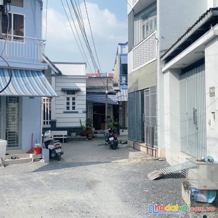 Bán nhà ở ngay xe hơi đỗ cửa 52m lô góc 5.9 x 9